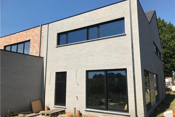 Halfopen bebouwing Kalmthout - Bouwbedrijf REBO CONSTRUCT